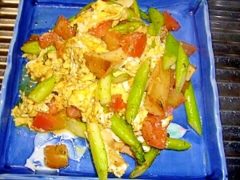 トマトも炒めて野菜で　主菜が出来ちゃう炒め物